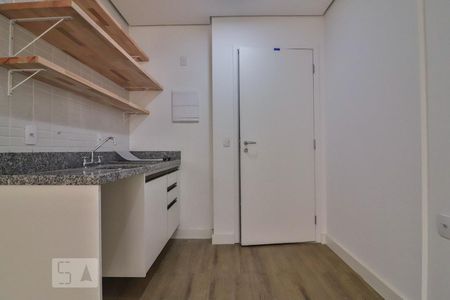 Sala/Cozinha de kitnet/studio para alugar com 1 quarto, 30m² em Centro, São Paulo