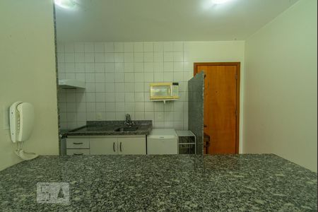 Cozinha de kitnet/studio para alugar com 1 quarto, 39m² em Setor Sudoeste, Brasília