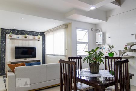 Sala de apartamento à venda com 2 quartos, 150m² em Vila Valparaiso, Santo André