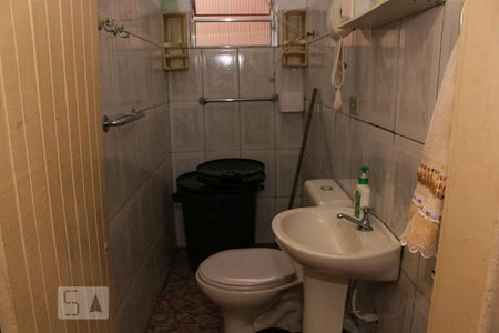 Banheiro 3 de casa à venda com 3 quartos, 160m² em Jardim Panorama (zona Leste), São Paulo