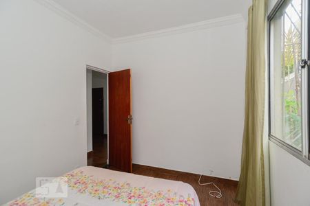 Quarto 1 de apartamento à venda com 2 quartos, 60m² em Heliópolis, Belo Horizonte