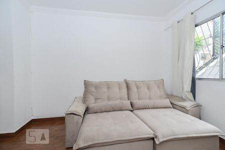 Sala de apartamento à venda com 2 quartos, 60m² em Heliópolis, Belo Horizonte