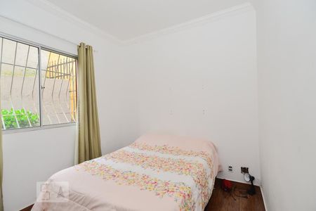 Quarto 1 de apartamento à venda com 2 quartos, 60m² em Heliópolis, Belo Horizonte