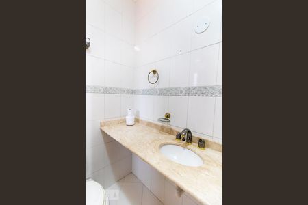 Casa à venda com 125m², 3 quartos e 4 vagas Casa à venda com 125m², 3 quartos e 4 vagasBanheiro da Suíte 2