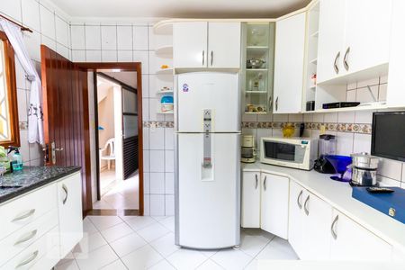 Casa à venda com 125m², 3 quartos e 4 vagas Casa à venda com 125m², 3 quartos e 4 vagasCozinha