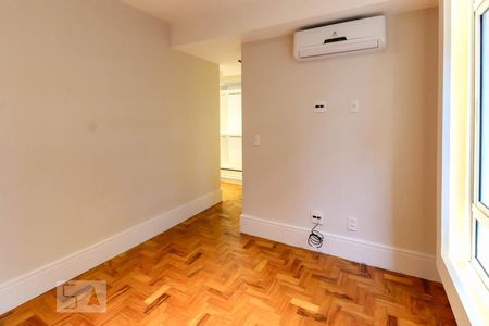 Quarto 1 de apartamento à venda com 3 quartos, 150m² em Itaim Bibi, São Paulo