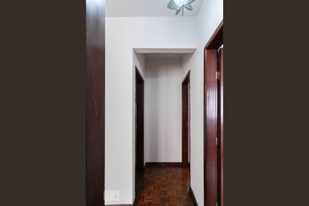 Corredor de apartamento para alugar com 2 quartos, 70m² em Centro, Belo Horizonte