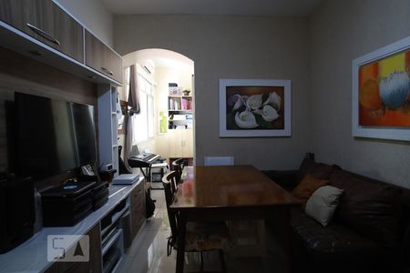 Sala de apartamento à venda com 2 quartos, 63m² em Grajau, Rio de Janeiro