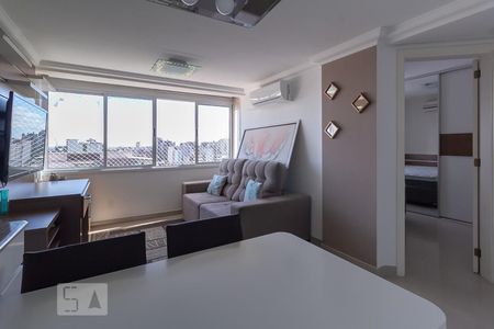 Sala de apartamento para alugar com 1 quarto, 41m² em Auxiliadora, Porto Alegre