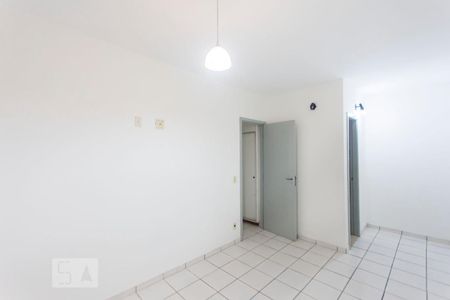 Suite de apartamento para alugar com 3 quartos, 77m² em Vila Marieta, Campinas