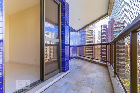 Sacada de apartamento para alugar com 3 quartos, 200m² em Cambuí, Campinas