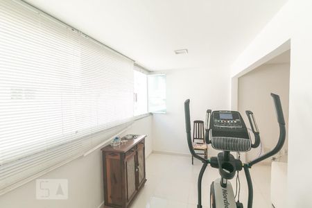 Sala de apartamento para alugar com 3 quartos, 80m² em Recreio dos Bandeirantes, Rio de Janeiro