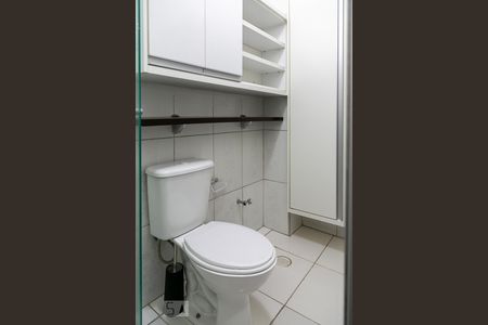 Banheiro de kitnet/studio para alugar com 1 quarto, 39m² em Vila Buarque, São Paulo