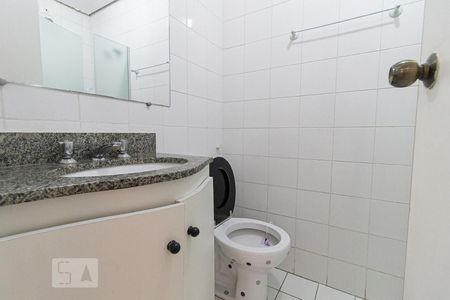 Banheiro de apartamento à venda com 2 quartos, 70m² em Bela Vista, São Paulo