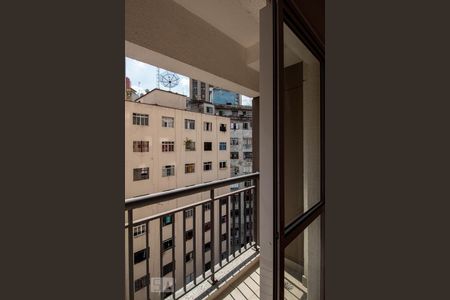 Varanda da sala  de apartamento para alugar com 1 quarto, 38m² em Liberdade, São Paulo