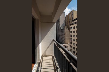 Varanda da sala  de apartamento para alugar com 1 quarto, 38m² em Liberdade, São Paulo