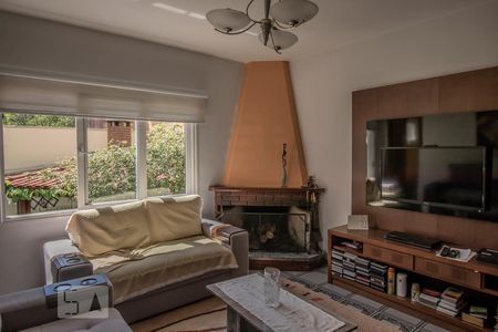 Sala de casa para alugar com 4 quartos, 200m² em Vila Monte Alegre, São Paulo