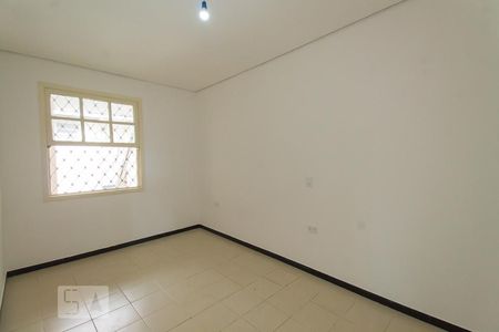 Quarto 2 de casa para alugar com 2 quartos, 84m² em Jardim Patente, São Paulo