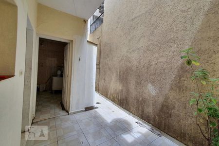 Área Externa de casa para alugar com 2 quartos, 90m² em Vila Pompéia, São Paulo