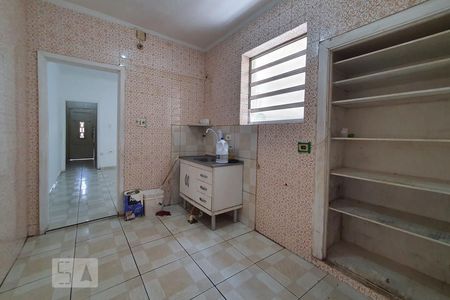 Cozinha de casa para alugar com 2 quartos, 90m² em Vila Pompéia, São Paulo