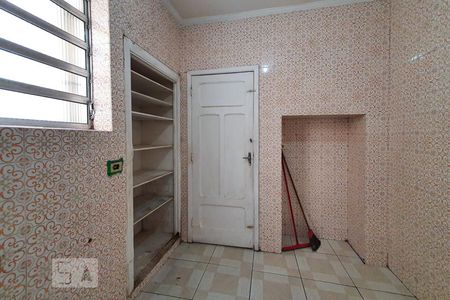 Cozinha de casa para alugar com 2 quartos, 90m² em Vila Pompéia, São Paulo