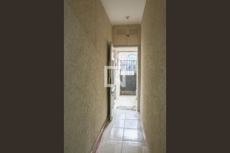 Entrada de casa para alugar com 2 quartos, 90m² em Vila Pompéia, São Paulo