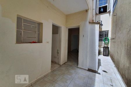 Área Externa de casa para alugar com 2 quartos, 90m² em Vila Pompéia, São Paulo