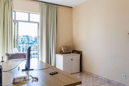 Quarto 2 de apartamento à venda com 3 quartos, 140m² em Jardim Guanabara, Rio de Janeiro