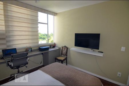 Quarto 2 de apartamento para alugar com 3 quartos, 94m² em Botafogo, Rio de Janeiro