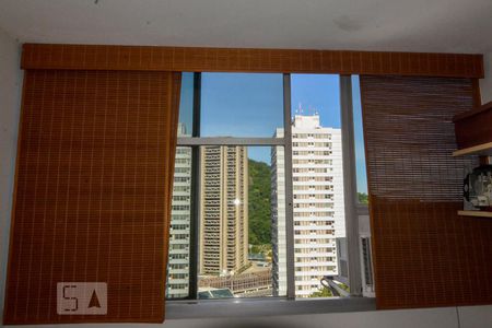 Quarto 1 de apartamento para alugar com 3 quartos, 94m² em Botafogo, Rio de Janeiro