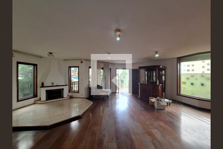 Sala de casa para alugar com 4 quartos, 545m² em Vila Pauliceia, São Paulo