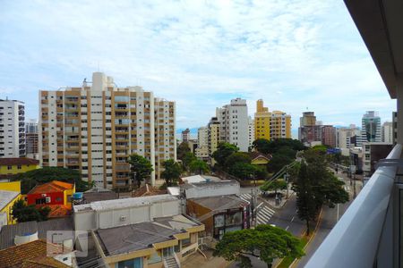 Vista de kitnet/studio para alugar com 1 quarto, 63m² em Centro, Florianópolis