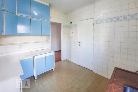 Apartamento à venda com 65m², 2 quartos e 1 vaga Apartamento à venda com 65m², 2 quartos e 1 vagaCozinha