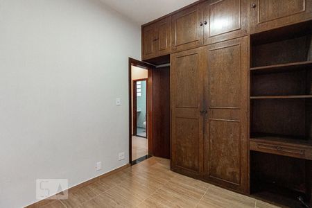 Quarto 1 de casa à venda com 3 quartos, 150m² em Ipiranga, Belo Horizonte