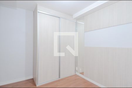 Quarto 1 de apartamento à venda com 2 quartos, 44m² em Jardim Las Vegas, Guarulhos