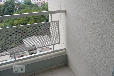 varanda   de apartamento para alugar com 2 quartos, 58m² em Vila Mazzei, São Paulo