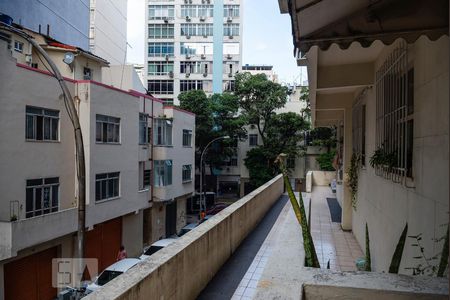 Vista da Sala de apartamento à venda com 2 quartos, 80m² em Copacabana, Rio de Janeiro