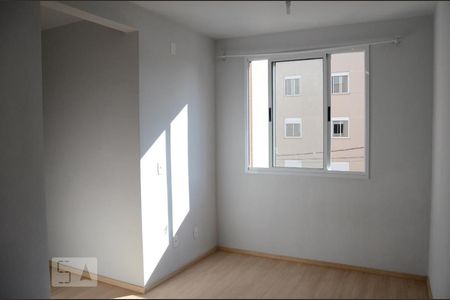 Sala de apartamento para alugar com 2 quartos, 47m² em Olaria, Canoas