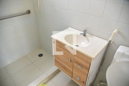 Banheiro Corredor de apartamento para alugar com 3 quartos, 60m² em Ipsep, Recife