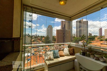 Varanda de apartamento para alugar com 3 quartos, 83m² em Vila Santo Estefano, São Paulo