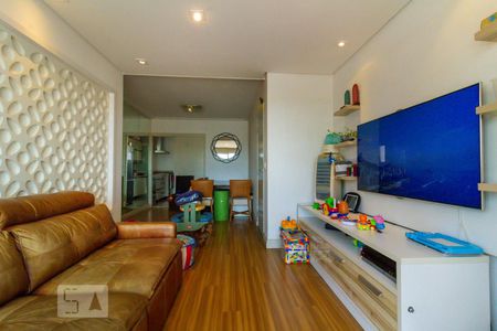 Sala de Estar de apartamento para alugar com 3 quartos, 83m² em Vila Santo Estefano, São Paulo