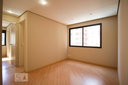 Sala de apartamento à venda com 2 quartos, 60m² em Vila Nova Conceição, São Paulo