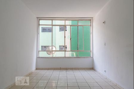Sala/quarto/cozinha de kitnet/studio à venda com 1 quarto, 35m² em Liberdade, São Paulo