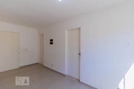 Sala de apartamento à venda com 2 quartos, 45m² em Vila Taquari, São Paulo