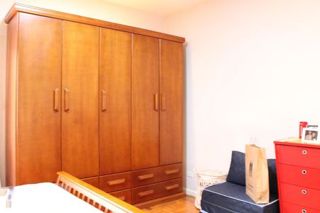 Quarto 1 - armários de apartamento à venda com 2 quartos, 54m² em Barra Funda, São Paulo
