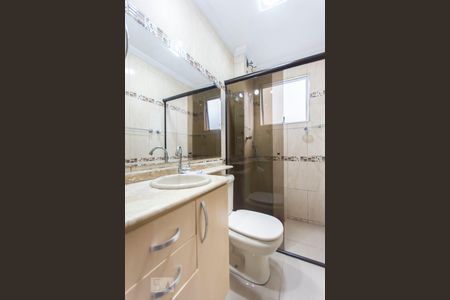 Banheiro de apartamento para alugar com 3 quartos, 67m² em Jardim das Bandeiras, Campinas