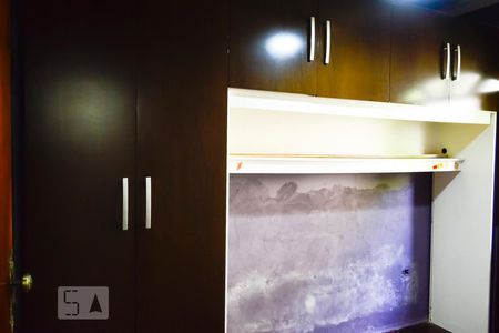 Casa à venda com 79m², 3 quartos e 2 vagas Casa à venda com 79m², 3 quartos e 2 vagasQuarto 3 - Armários