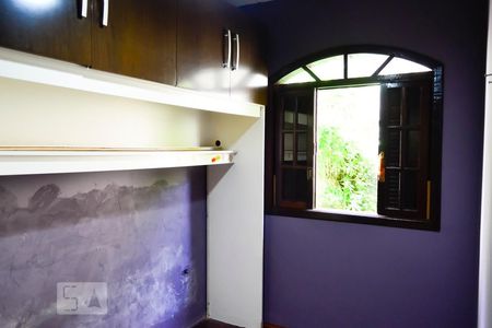 Casa à venda com 79m², 3 quartos e 2 vagas Casa à venda com 79m², 3 quartos e 2 vagasQuarto 3 Janela