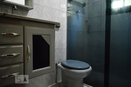 Casa à venda com 79m², 3 quartos e 2 vagas Casa à venda com 79m², 3 quartos e 2 vagasBanheiro Gabinete