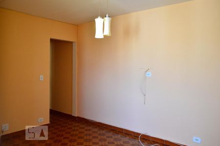 Apartamento para alugar com 70m², 3 quartos e 1 vagaSala Vista Lateral